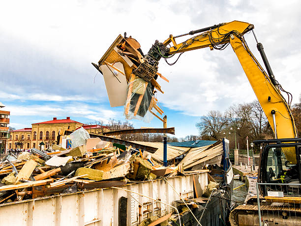 Best Yard Cleanup Services  in Freeland, PA